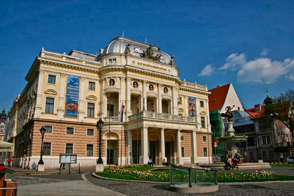 Antiguo Edificio del Teatro Nacional Eslovaco