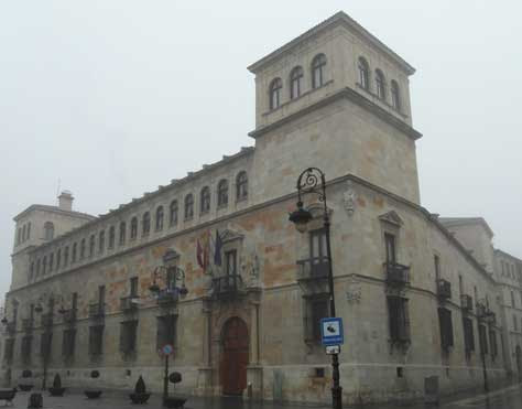 Palacio de Los Guzmanes