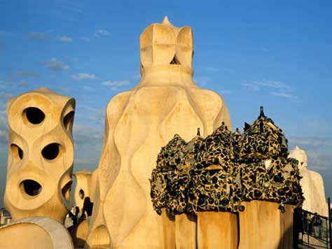Gaudí, edificio