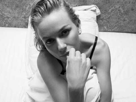 Naomi Watts, blanco y negro