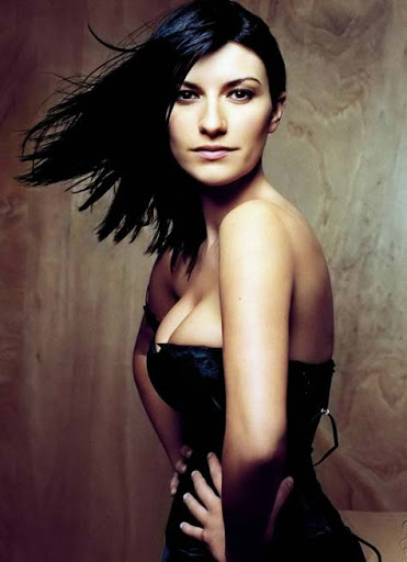 Laura Pausini, guapa