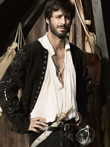 Hugo Silva, pirata