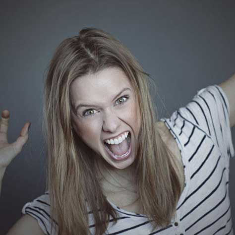 Manuela Vellés, simpática