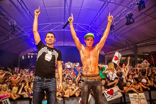 Dimitri Vegas y Like Mike