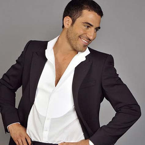 Miguel Ángel Silvestre, elegante