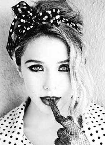 Elizabhet Olsen, blanco y negro