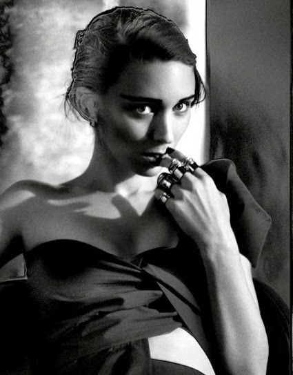 Rooney Mara, blanco y negro
