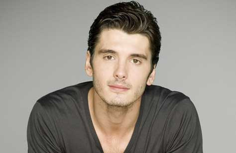 Yon González