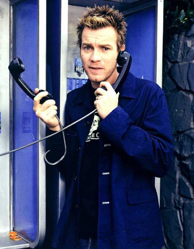 Ewan McGregor, azul