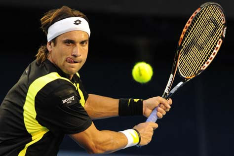 David Ferrer golpeando la bola