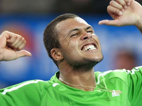 Jo-Wilfried Tsonga celebrando una victoria