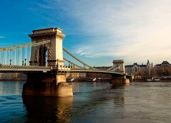 Puente de las Cadenas