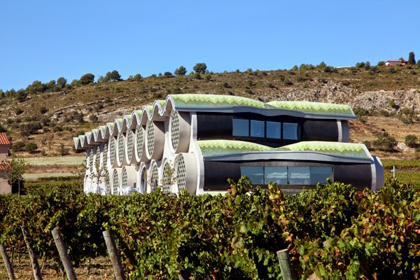 Cava & Hotel Mastinell