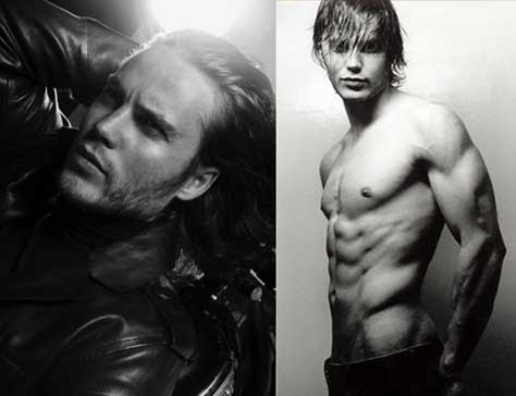 Taylor Kitsch, desnudo