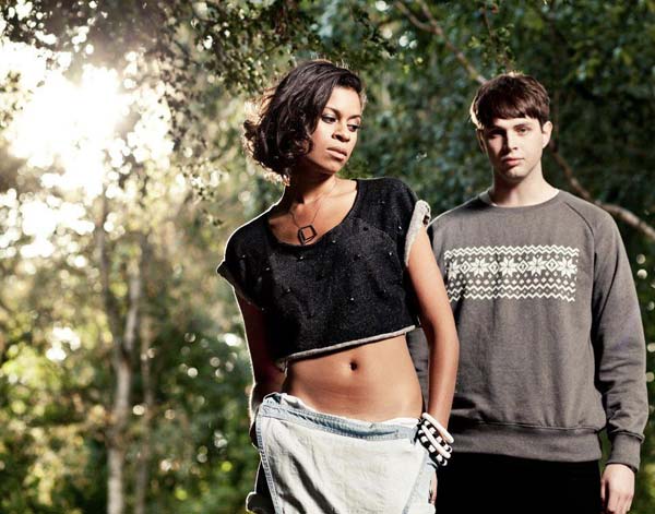 AlunaGeorge