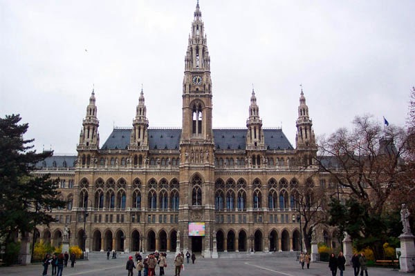 Rathaus: Ayuntamiento