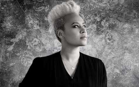 Emeli Sandé, blanco y negro