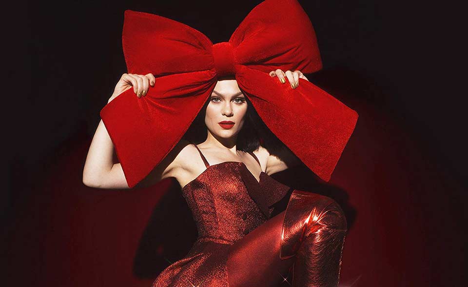 Extracto de la portada del disco This Christmas day de Jessie J