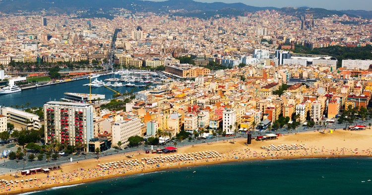 10 Playas más populares para disfrutar este Verano en España